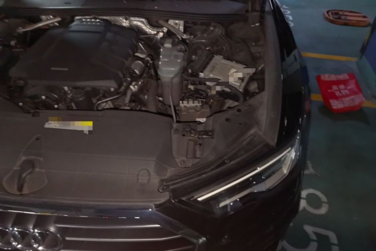Used Audi A6L 2019 40 TFSI Luxury Dynamic Model Engine Bay Left
