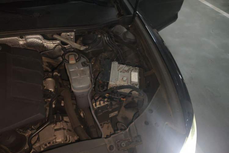 Used Audi A6L 2019 45 TFSI Prestige Dynamic Edition Engine Bay Left