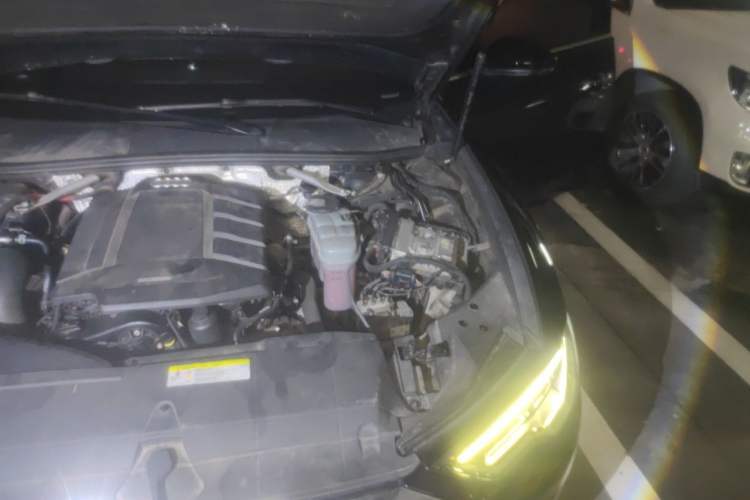 Used Audi A6L 2019 45 TFSI Prestige Elegant Edition Engine Bay Left