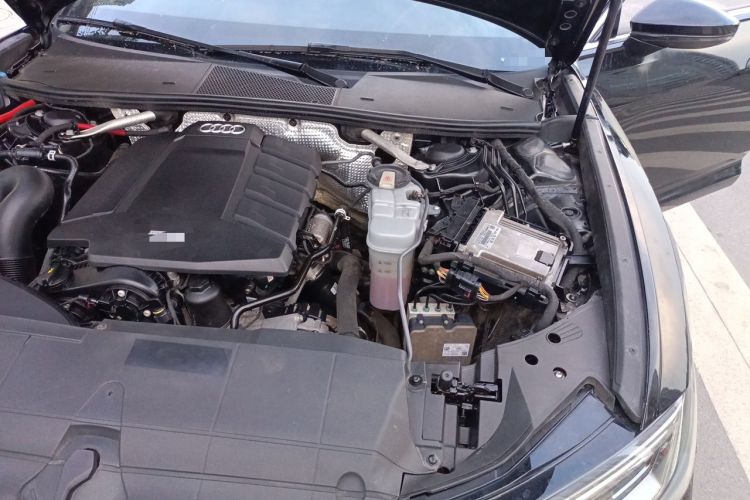 Used Audi A6L 2019 40 TFSI Luxury Dynamic Model Engine Bay Left
