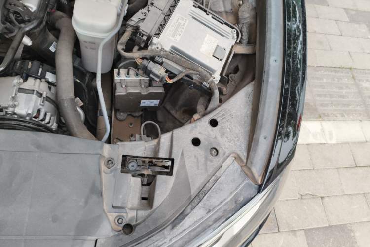 Used Audi A6L 2019 40 TFSI Luxury Prestige Edition Engine Bay Left