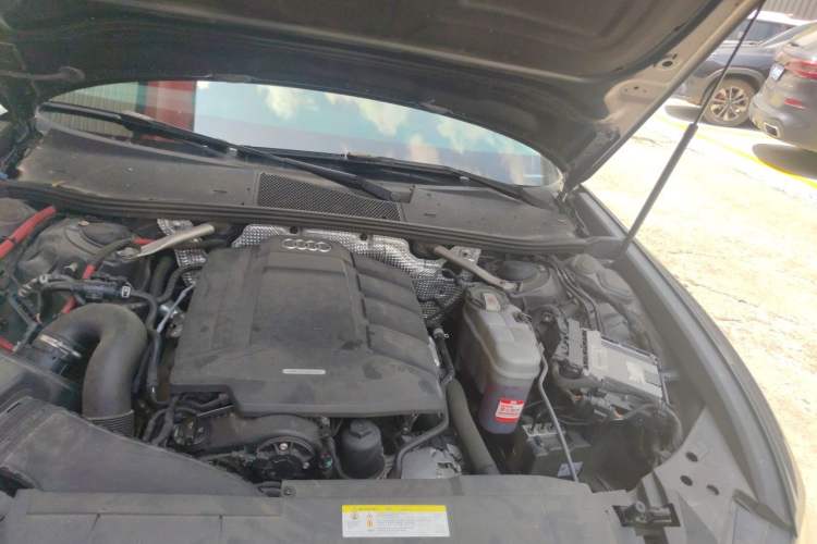 Used Audi A6L 2019 40 TFSI Luxury Prestige Edition Engine Bay Left