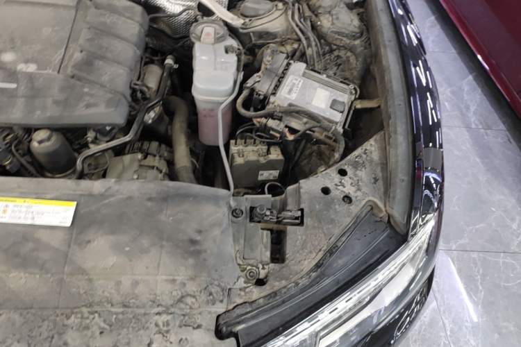 Used Audi A6L 2019 40 TFSI Luxury Prestige Edition Engine Bay Left