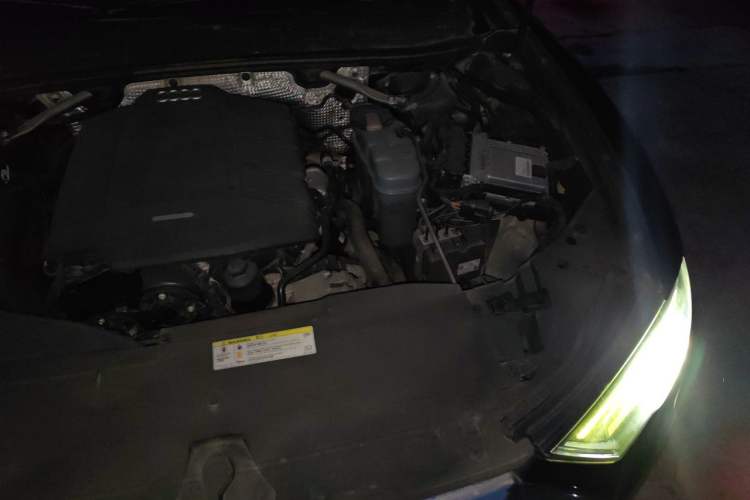 Used Audi A6L 2019 40 TFSI Luxury Prestige Edition Engine Bay Left