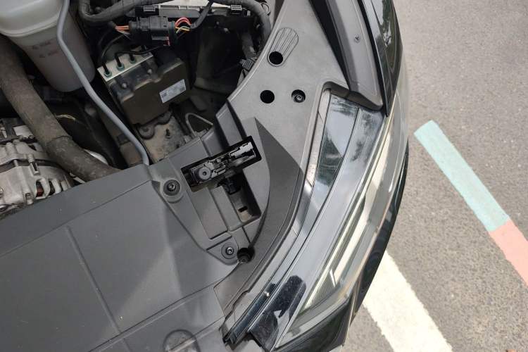 Used Audi A6L 2019 45 TFSI Prestige Elegant Edition Engine Bay Left