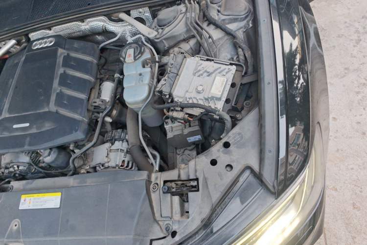 Used Audi A6L 2019 45 TFSI Prestige Dynamic Edition Engine Bay Left