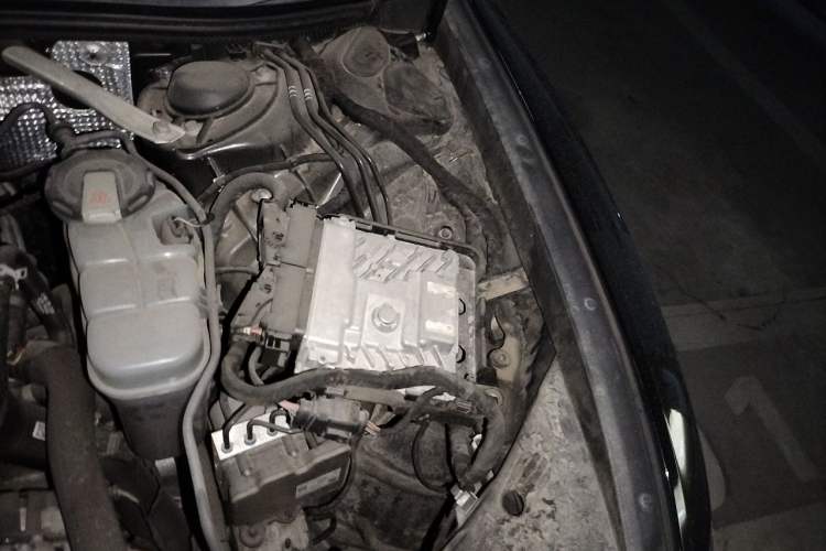 Used Audi A6L 2019 45 TFSI Prestige Elegant Edition Engine Bay Left