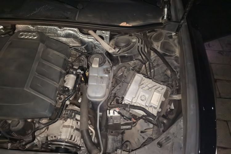 Used Audi A6L 2019 45 TFSI Prestige Dynamic Edition Engine Bay Left