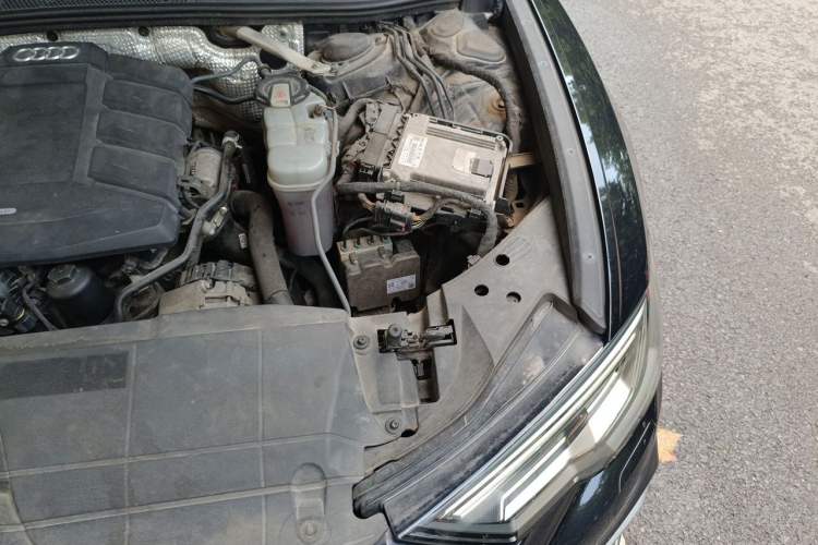 Used Audi A6L 2019 40 TFSI Luxury Prestige Edition Engine Bay Left