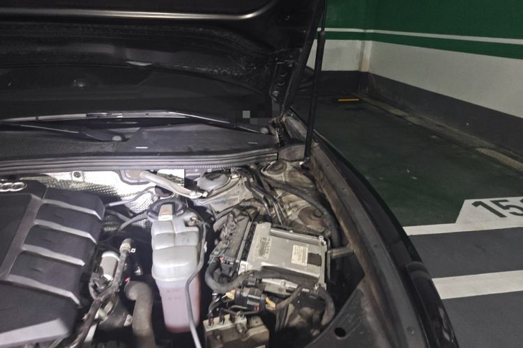 Used Audi A6L 2019 40 TFSI Luxury Prestige Edition Engine Bay Left