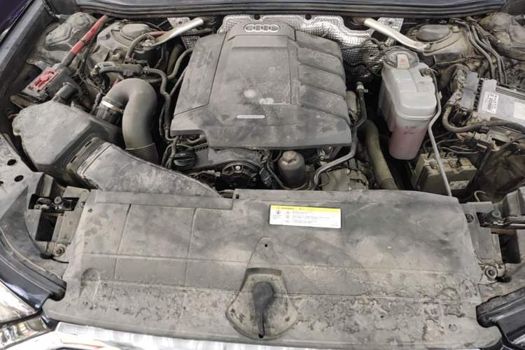 Used Audi A6L 2019 40 TFSI Luxury Prestige Edition Engine Bay