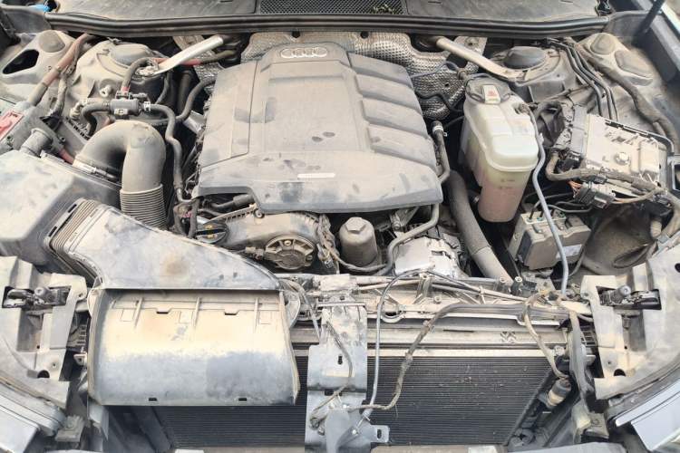 Used Audi A6L 2019 45 TFSI quattro Prestige Elegant Edition Engine Bay