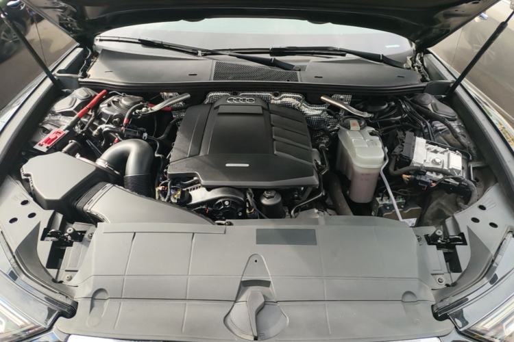 Used Audi A6L 2019 45 TFSI Prestige Dynamic Edition Engine Bay