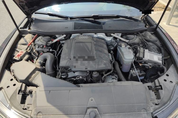 Used Audi A6L 2019 40 TFSI Luxury Dynamic Model Engine Bay