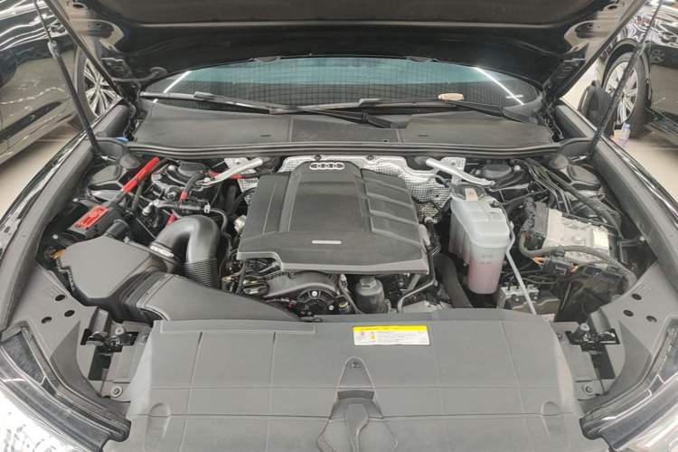Used Audi A6L 2019 45 TFSI Prestige Dynamic Edition Engine Bay