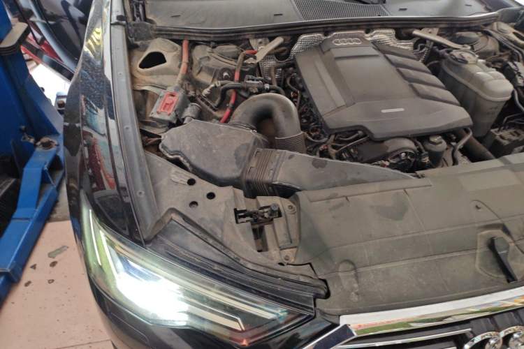 Used Audi A6L 2019 45 TFSI Prestige Elegant Edition Engine Bay Right