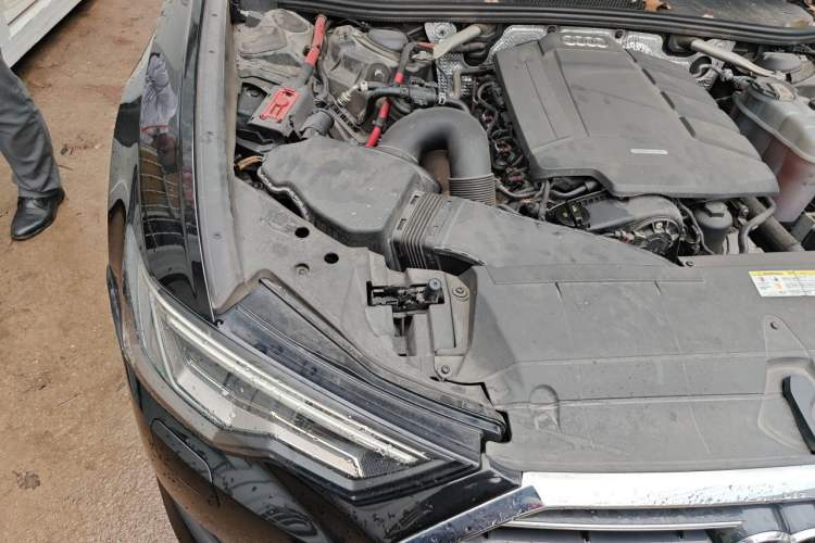 Used Audi A6L 2019 45 TFSI Prestige Elegant Edition Engine Bay Right