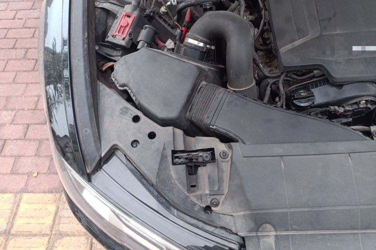 Used Audi A6L 2019 40 TFSI Luxury Dynamic Model Engine Bay Right