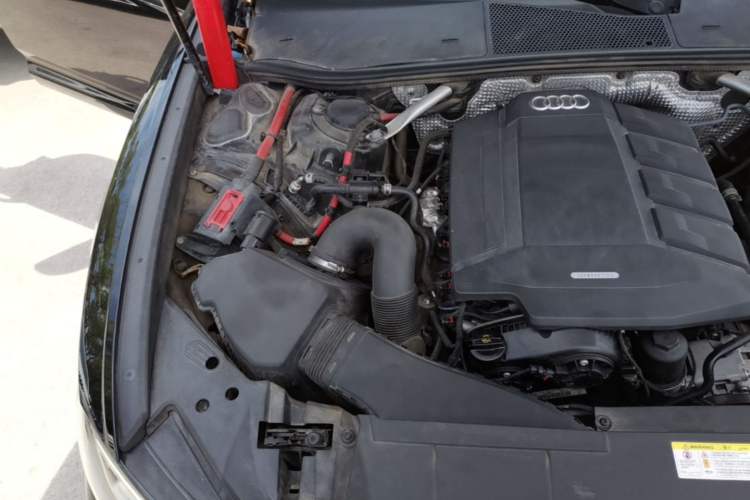 Used Audi A6L 2019 45 TFSI Prestige Elegant Edition Engine Bay Right