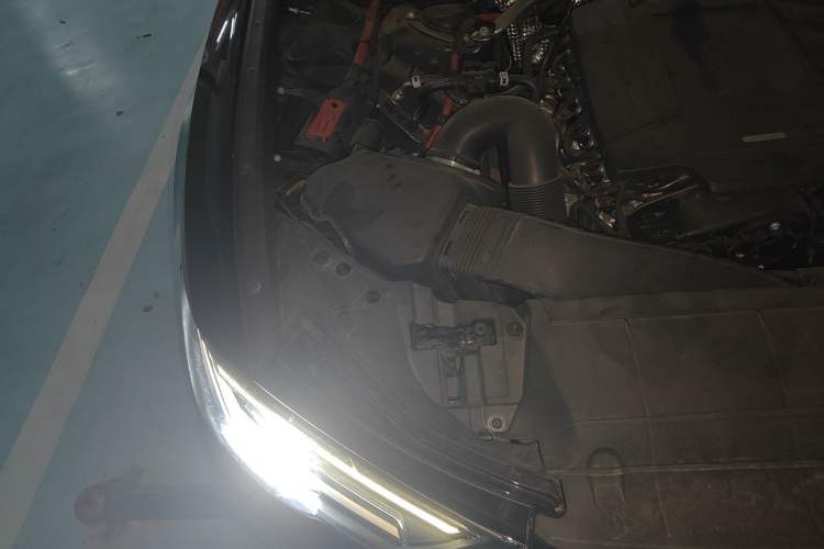 Used Audi A6L 2019 45 TFSI Prestige Dynamic Edition Engine Bay Right