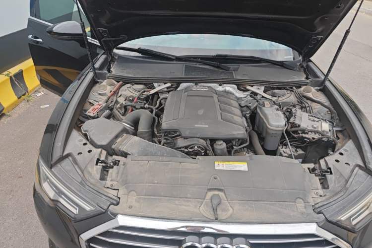 Used Audi A6L 2019 45 TFSI Prestige Elegant Edition Engine Bay Right