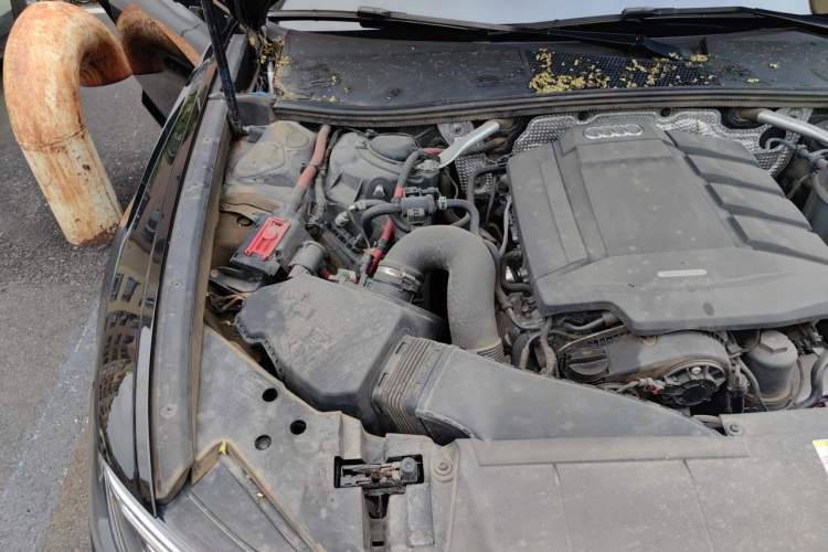 Used Audi A6L 2019 40 TFSI Luxury Dynamic Model Engine Bay Right