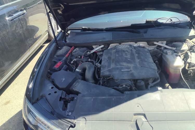Used Audi A6L 2019 40 TFSI Luxury Prestige Edition Engine Bay Right