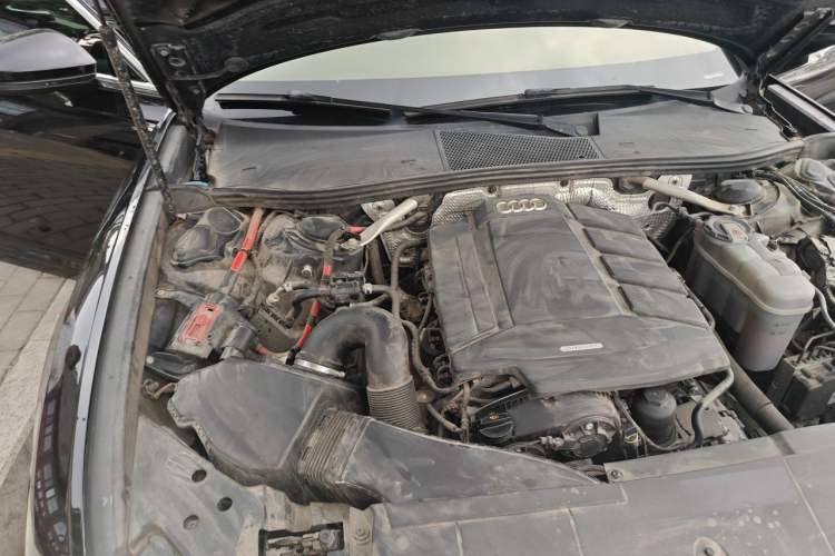 Used Audi A6L 2019 45 TFSI Prestige Elegant Edition Engine Bay Right
