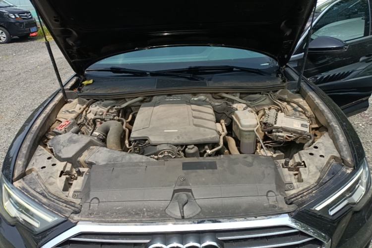 Used Audi A6L 2019 40 TFSI Luxury Dynamic Model Engine Bay