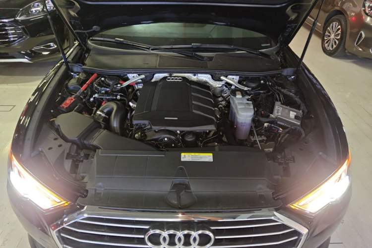 Used Audi A6L 2019 40 TFSI Luxury Prestige Edition Engine Bay