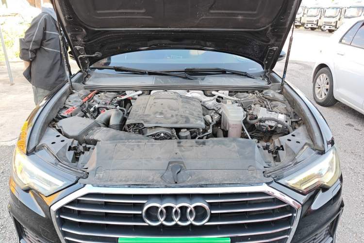 Used Audi A6L 2019 45 TFSI Prestige Dynamic Edition Engine Bay