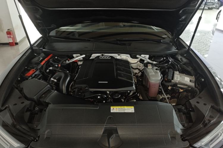 Used Audi A6L 2019 40 TFSI Luxury Prestige Edition Engine Bay