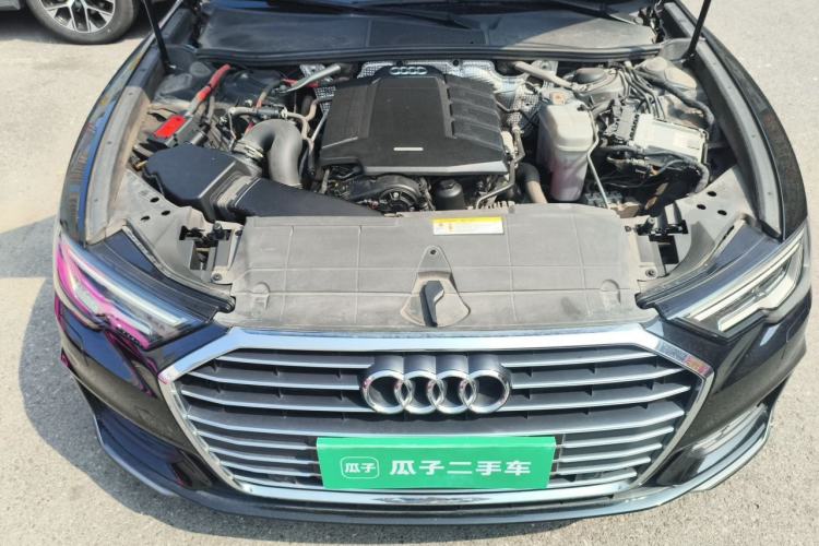 Used Audi A6L 2019 40 TFSI Luxury Dynamic Model Engine Bay