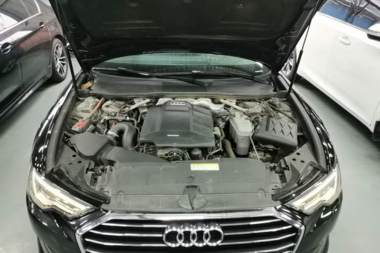 Used Audi A6L 2019 40 TFSI Luxury Prestige Edition Engine Bay