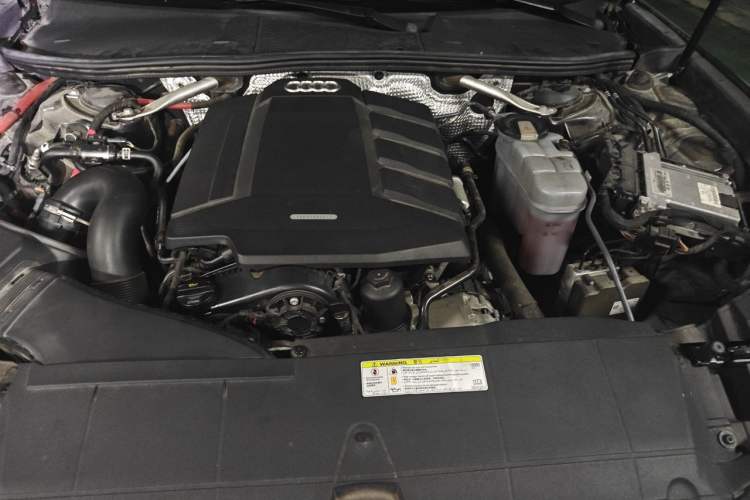 Used Audi A6L 2019 40 TFSI Luxury Prestige Edition Engine Bay