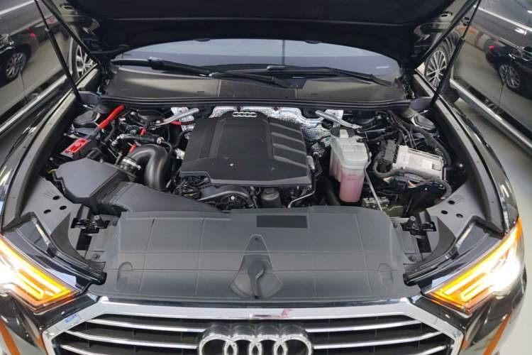Used Audi A6L 2019 40 TFSI Luxury Prestige Edition Engine Bay