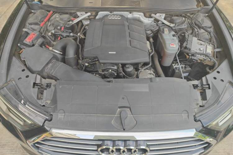 Used Audi A6L 2019 45 TFSI Prestige Elegant Edition Engine Bay