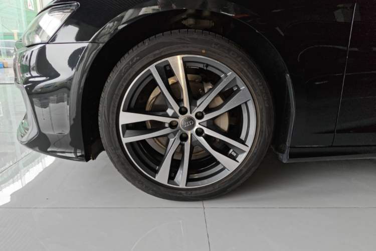 Used Audi A6L 2019 40 TFSI Luxury Dynamic Model Exterior 4