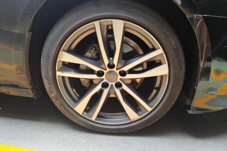 Used Audi A6L 2019 40 TFSI Luxury Dynamic Model Exterior 7