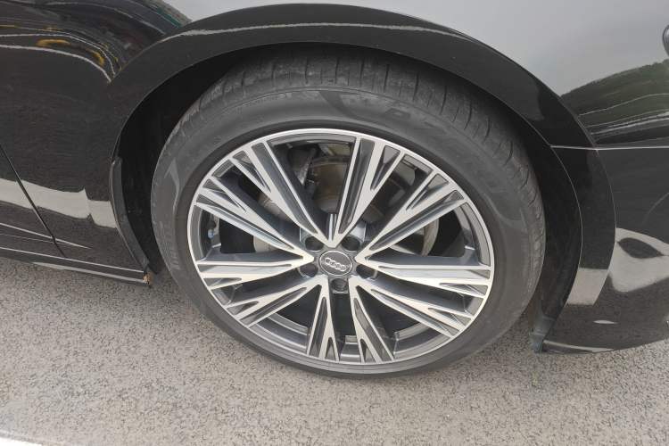 Used Audi A6L 2019 40 TFSI Luxury Dynamic Model Exterior 7
