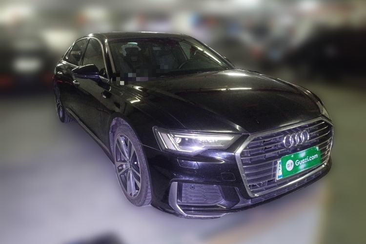 Used Audi A6L 2019 40 TFSI Luxury Dynamic Model Front Right 45 Deg