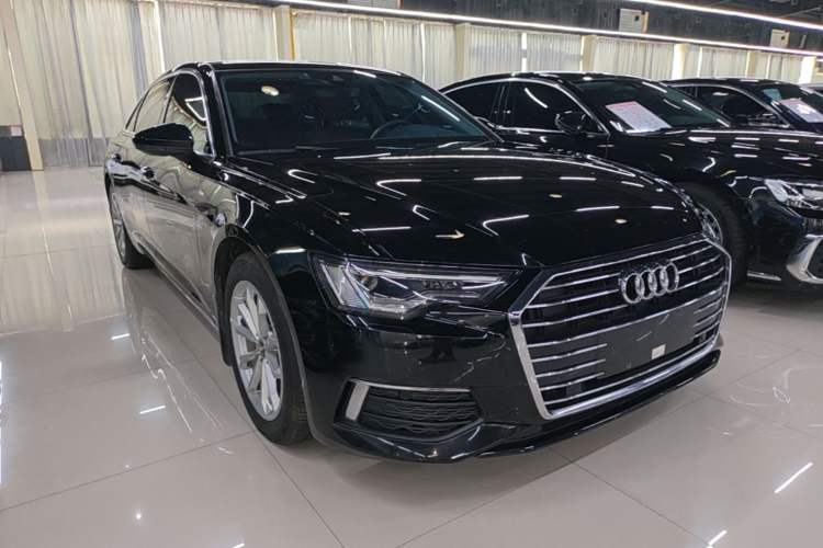 Used Audi A6L 2019 40 TFSI Luxury Prestige Edition Front Right 45 Deg