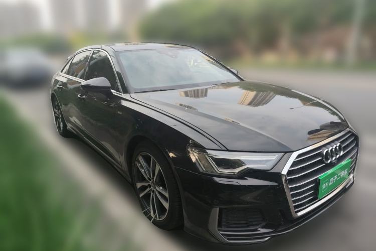 Used Audi A6L 2019 40 TFSI Luxury Dynamic Model Front Right 45 Deg