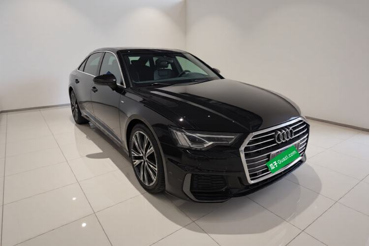 Used Audi A6L 2019 40 TFSI Luxury Dynamic Model Front Right 45 Deg