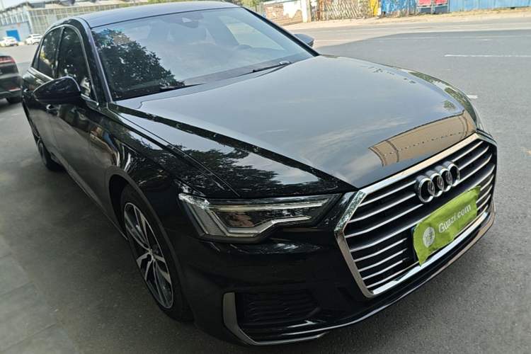 Used Audi A6L 2019 40 TFSI Luxury Dynamic Model Front Right 45 Deg