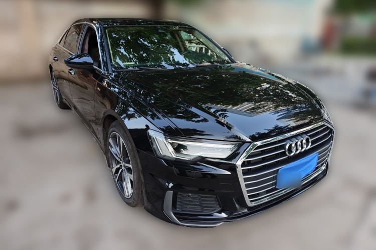 Used Audi A6L 2019 40 TFSI Luxury Dynamic Model Front Right 45 Deg