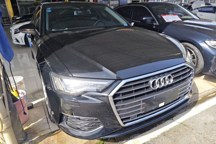 Used Audi A6L 2019 40 TFSI Luxury Prestige Edition Front Right 45 Deg