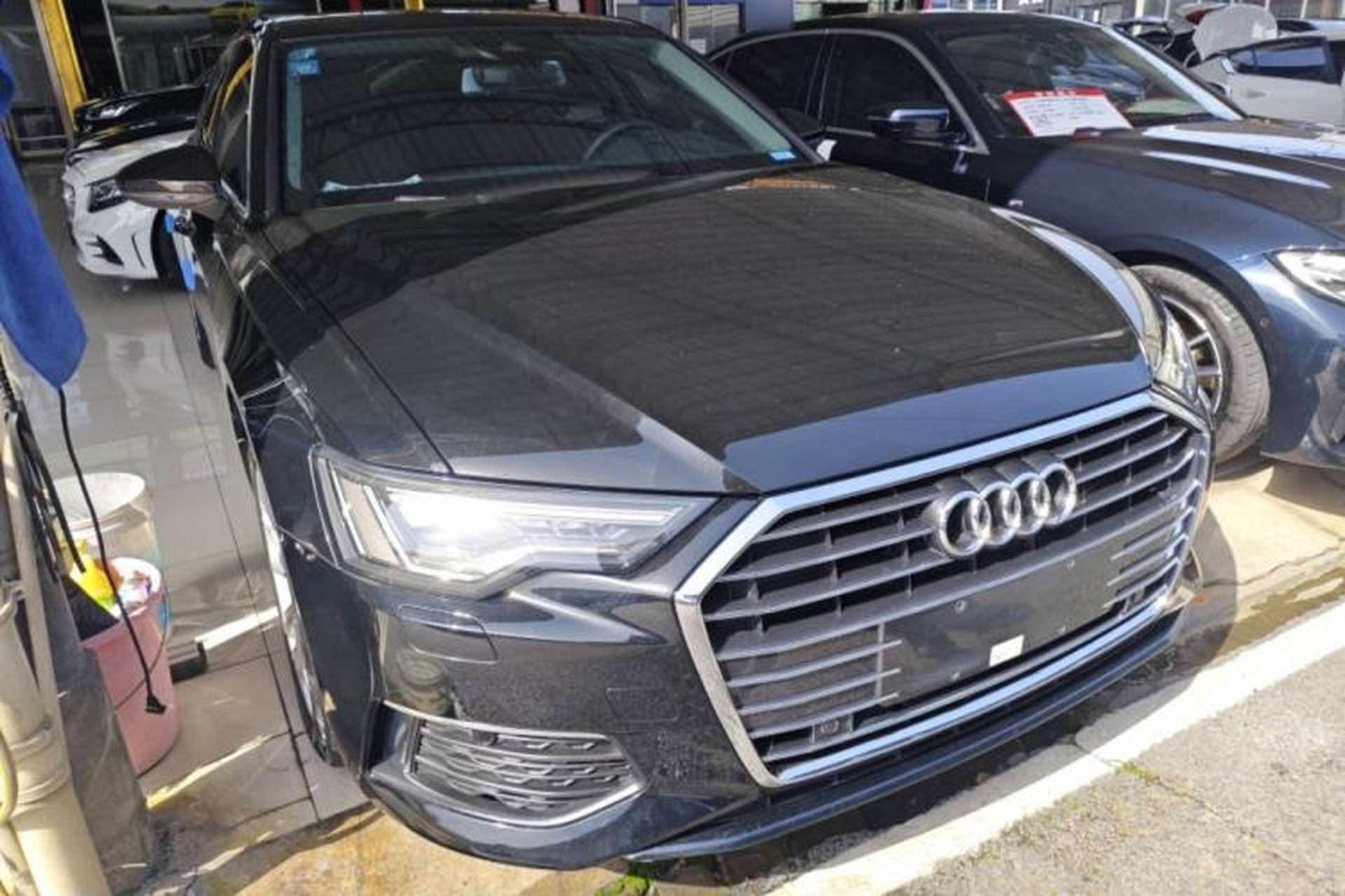 Used Audi A6L 2019 40 TFSI Luxury Prestige Edition Front Right 45 Deg