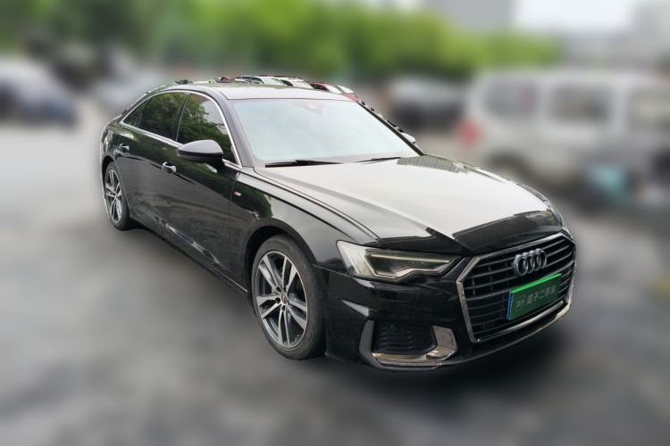 Used Audi A6L 2019 40 TFSI Luxury Dynamic Model Front Right 45 Deg