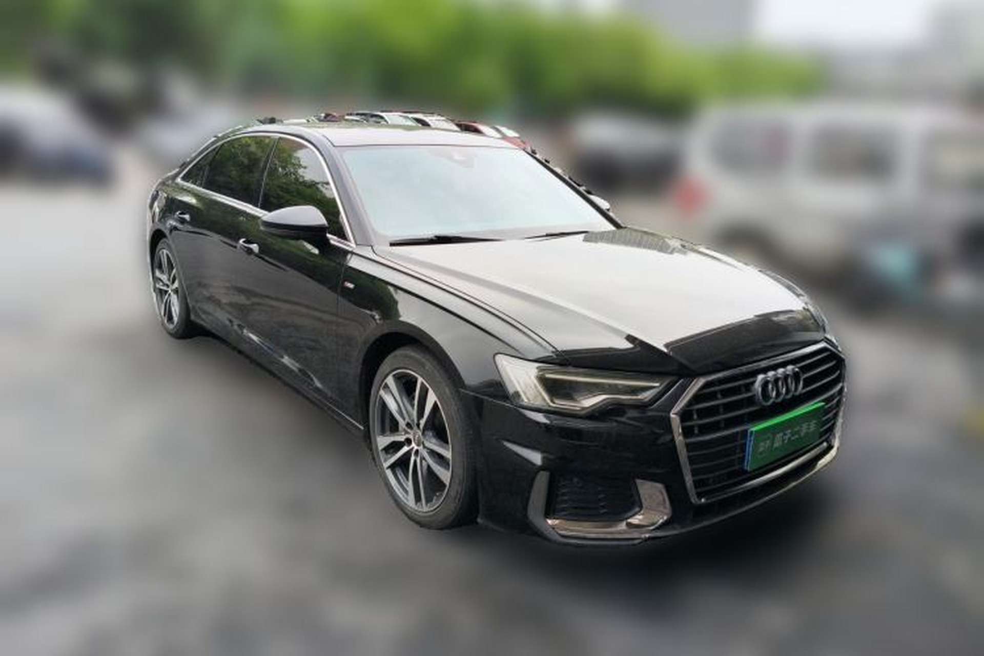 Used Audi A6L 2019 40 TFSI Luxury Dynamic Model Front Right 45 Deg